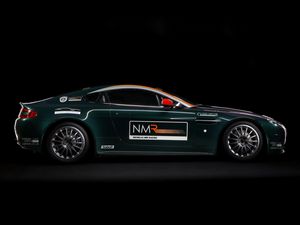 Preview wallpaper aston martin, v8, vantage, 2009, green, side view, sports, style