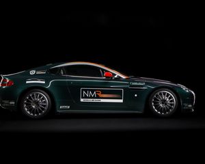 Preview wallpaper aston martin, v8, vantage, 2009, green, side view, sports, style