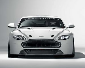 Preview wallpaper aston martin, v8, vantage, 2010, white, front view, style, auto