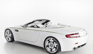 Preview wallpaper aston martin, v8, vantage, 2010, white, side view, style, auto