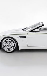 Preview wallpaper aston martin, v8, vantage, 2010, white, side view, style