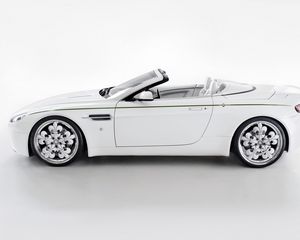 Preview wallpaper aston martin, v8, vantage, 2010, white, side view, style