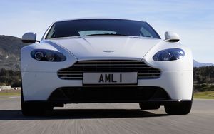 Preview wallpaper aston martin, v8, vantage, 2011, white, front view, car, asphalt