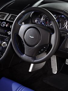 Preview wallpaper aston martin, v8, vantage, 2011, salon, interior, steering wheel, speedometer