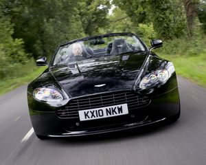 Preview wallpaper aston martin, v8, vantage, 2010, black, front view, style, nature