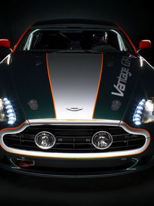 Preview wallpaper aston martin, v8, vantage, 2009, green, front view, cars, sports