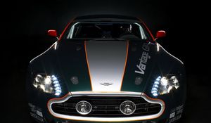 Preview wallpaper aston martin, v8, vantage, 2009, green, front view, cars, sports