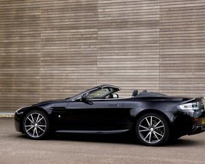 Preview wallpaper aston martin, v8, vantage, 2010, black, side view, auto, style