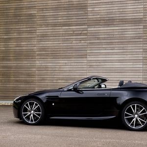 Preview wallpaper aston martin, v8, vantage, 2010, black, side view, auto, style