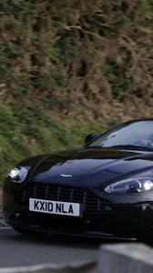 Preview wallpaper aston martin, v8, vantage, 2010, black, side view, style, nature