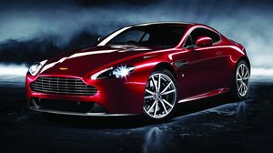 Preview wallpaper aston martin, v8, vantage, 2012, red, side view, style, reflection