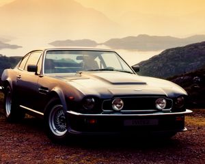 Preview wallpaper aston martin, v8, vantage, 1977, blue, front view, cars, nature