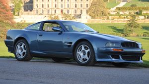 Preview wallpaper aston martin, v8, vantage, 1998, blue, side view, cars, nature, trees