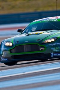 Preview wallpaper aston martin, v8, vantage, 2009, green, front view, cars, sports