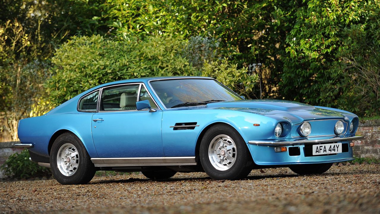 Wallpaper aston martin, v8, vantage, 1977, blue, side view, cars, trees