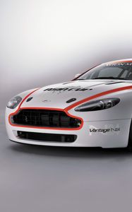 Preview wallpaper aston martin, v8, vantage, 2008, white, front view, style, sports