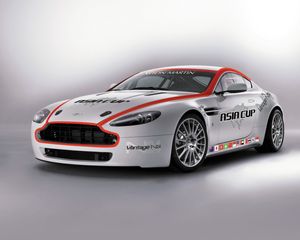 Preview wallpaper aston martin, v8, vantage, 2008, white, front view, style, sports