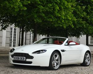 Preview wallpaper aston martin, v8, vantage, 2008, white, front view, style, cabriolet