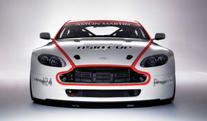 Preview wallpaper aston martin, v8, vantage, white, front view, style, car