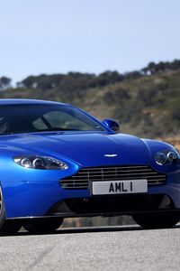 Preview wallpaper aston martin, v8, vantage, 2011, blue, front view, style, nature