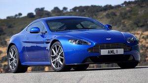 Preview wallpaper aston martin, v8, vantage, 2011, blue, front view, style, nature