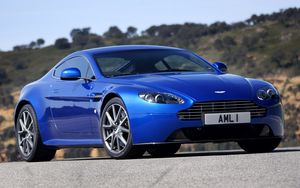 Preview wallpaper aston martin, v8, vantage, 2011, blue, front view, style, nature