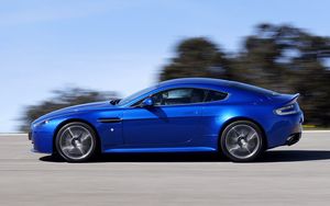 Preview wallpaper aston martin, v8, vantage, 2011, blue, side view, cars, speed