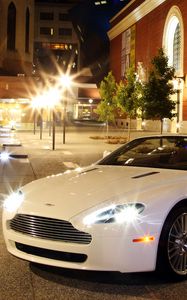 Preview wallpaper aston martin, v8, vantage, 2008, white, front view, style, city, lights