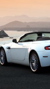 Preview wallpaper aston martin, v8, vantage, 2008, white, rear view, cabriolet, mountains, sunset