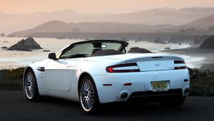 Preview wallpaper aston martin, v8, vantage, 2008, white, rear view, cabriolet, mountains, sunset