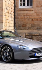 Preview wallpaper aston martin, v8, vantage, 2009, gray, side view, cabriolet, style, building