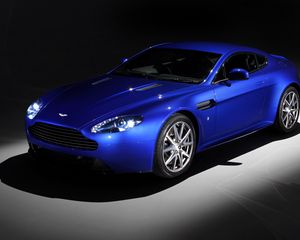 Preview wallpaper aston martin, v8, vantage, 2011, blue, side view, style, cars