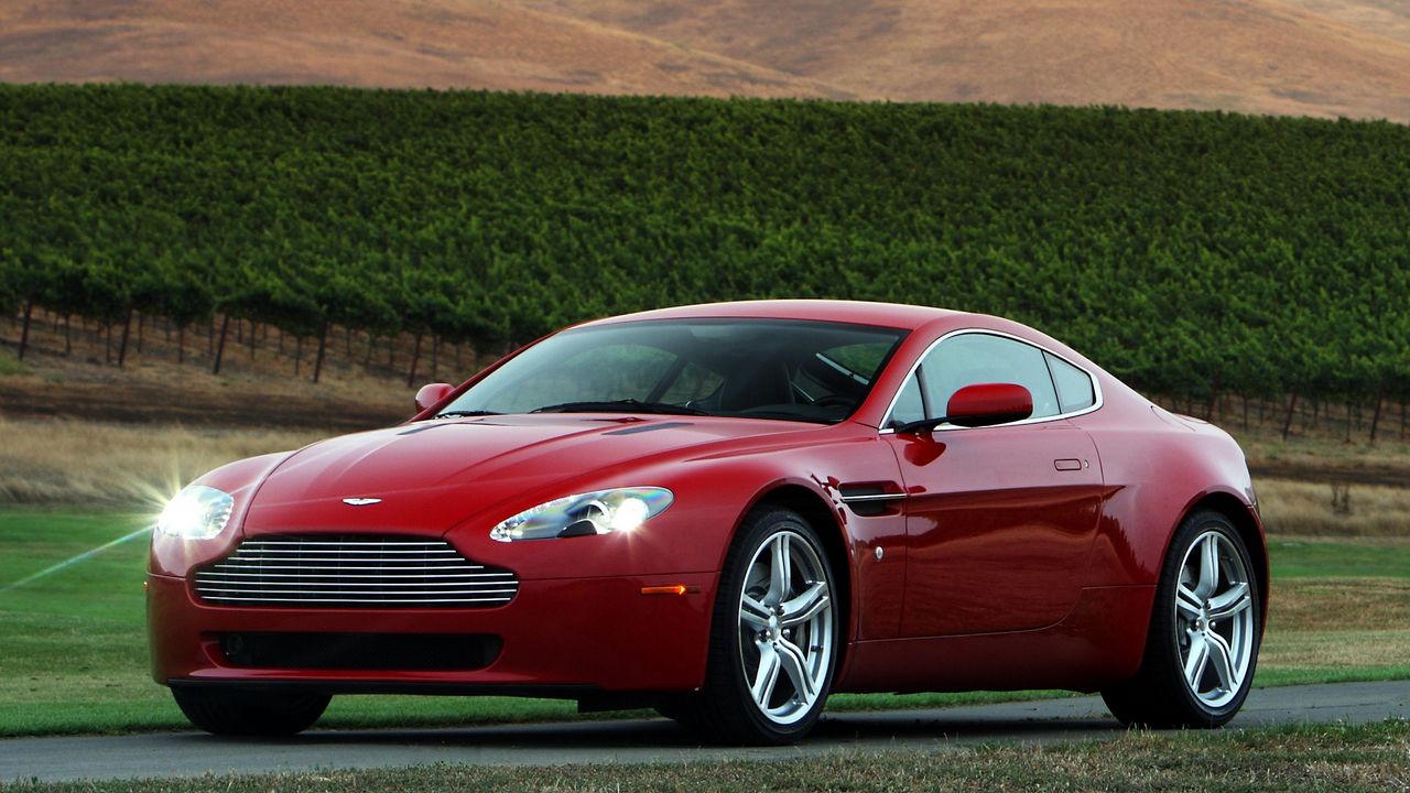 Wallpaper aston martin, v8, vantage, 2008, red, front view, style, mountain