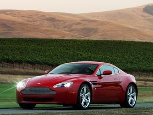 Preview wallpaper aston martin, v8, vantage, 2008, red, front view, style, mountain