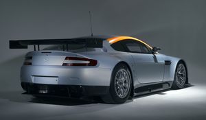 Preview wallpaper aston martin, v8, vantage, 2008, gray, front view, auto, style