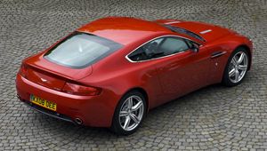 Preview wallpaper aston martin, v8, vantage, 2008, red, top view, style