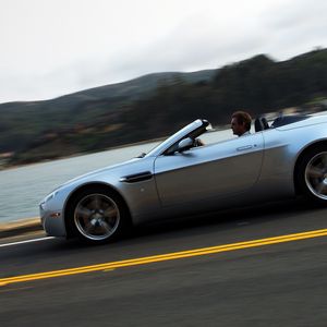 Preview wallpaper aston martin, v8, vantage, 2008, silver metallic, side view, cars, asphalt