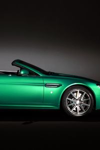 Preview wallpaper aston martin, v8, vantage, 2011, green, side view, style