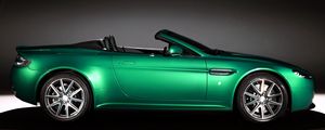 Preview wallpaper aston martin, v8, vantage, 2011, green, side view, style