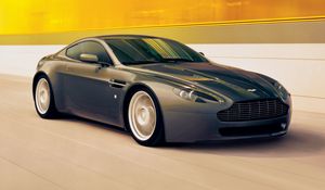 Preview wallpaper aston martin, v8, vantage, 2005, black, side view, style, speed