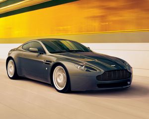 Preview wallpaper aston martin, v8, vantage, 2005, black, side view, style, speed