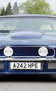 Preview wallpaper aston martin, v8, vantage, 1977, blue, front view, cars, trees