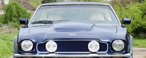 Preview wallpaper aston martin, v8, vantage, 1977, blue, front view, cars, trees