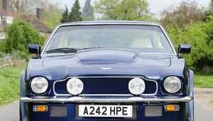 Preview wallpaper aston martin, v8, vantage, 1977, blue, front view, cars, trees