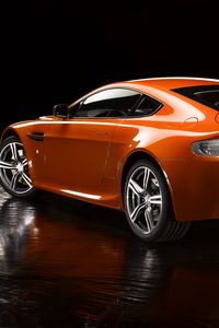 Preview wallpaper aston martin, v8, vantage, 2008, orange, side view, auto, reflection