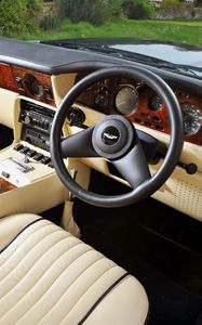 Preview wallpaper aston martin, v8, vantage, 1977, salon, interior, steering wheel, speedometer