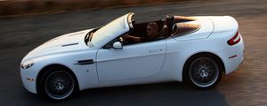 Preview wallpaper aston martin, v8, vantage, 2008, white, side view, cabriolet, speed