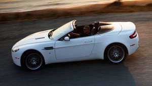 Preview wallpaper aston martin, v8, vantage, 2008, white, side view, cabriolet, speed