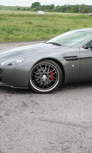 Preview wallpaper aston martin, v8, vantage, 2005, gray, side view, cars, nature