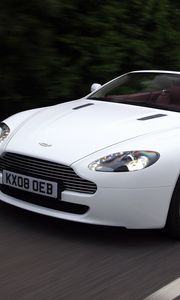 Preview wallpaper aston martin, v8, vantage, 2008, white, front view, cars, speed